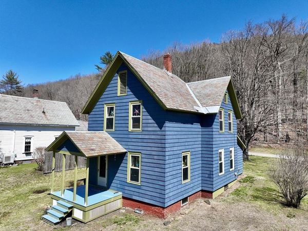 13 Griswoldville St, Colrain, MA 01340