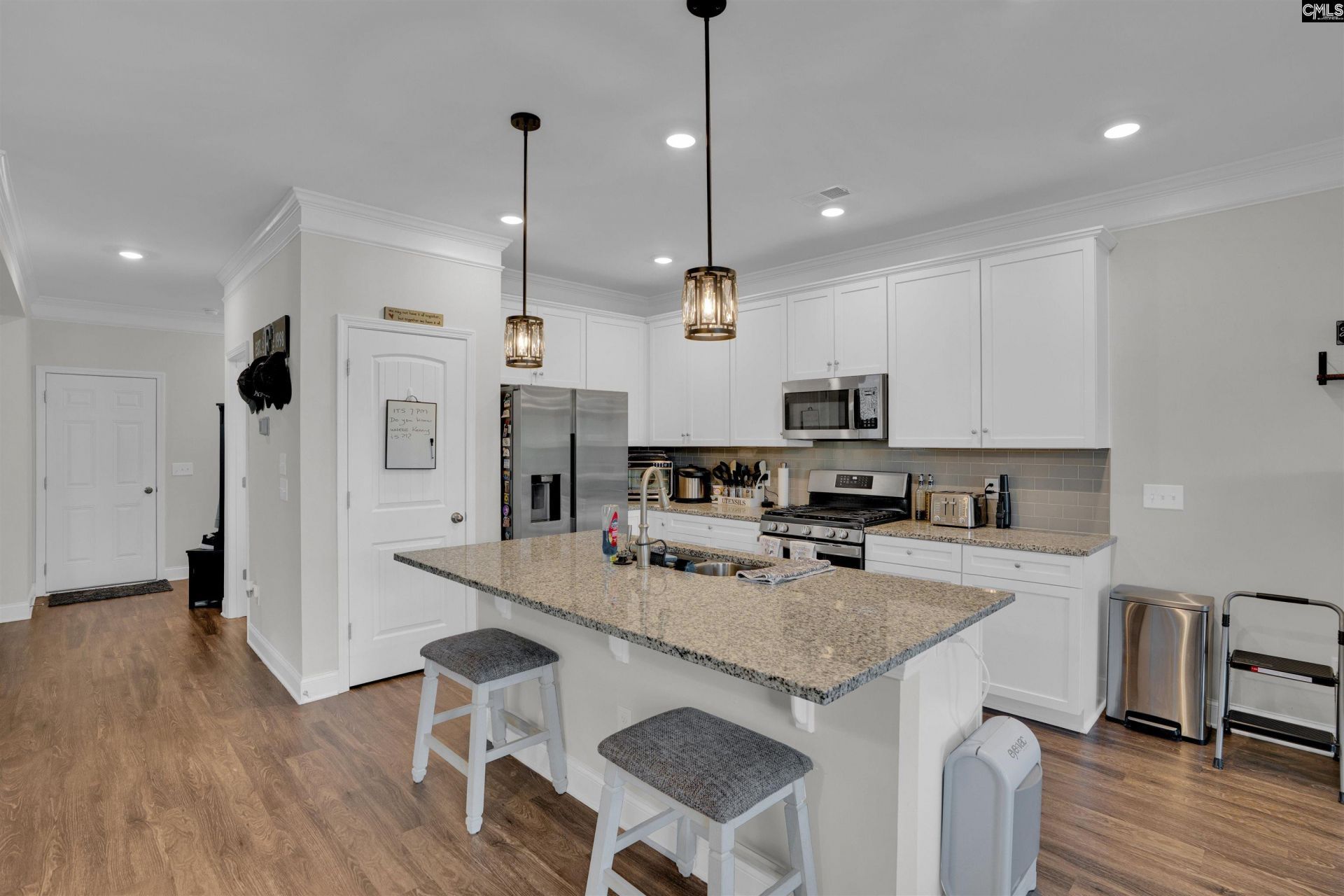 432 Thayer Street  Photo 15