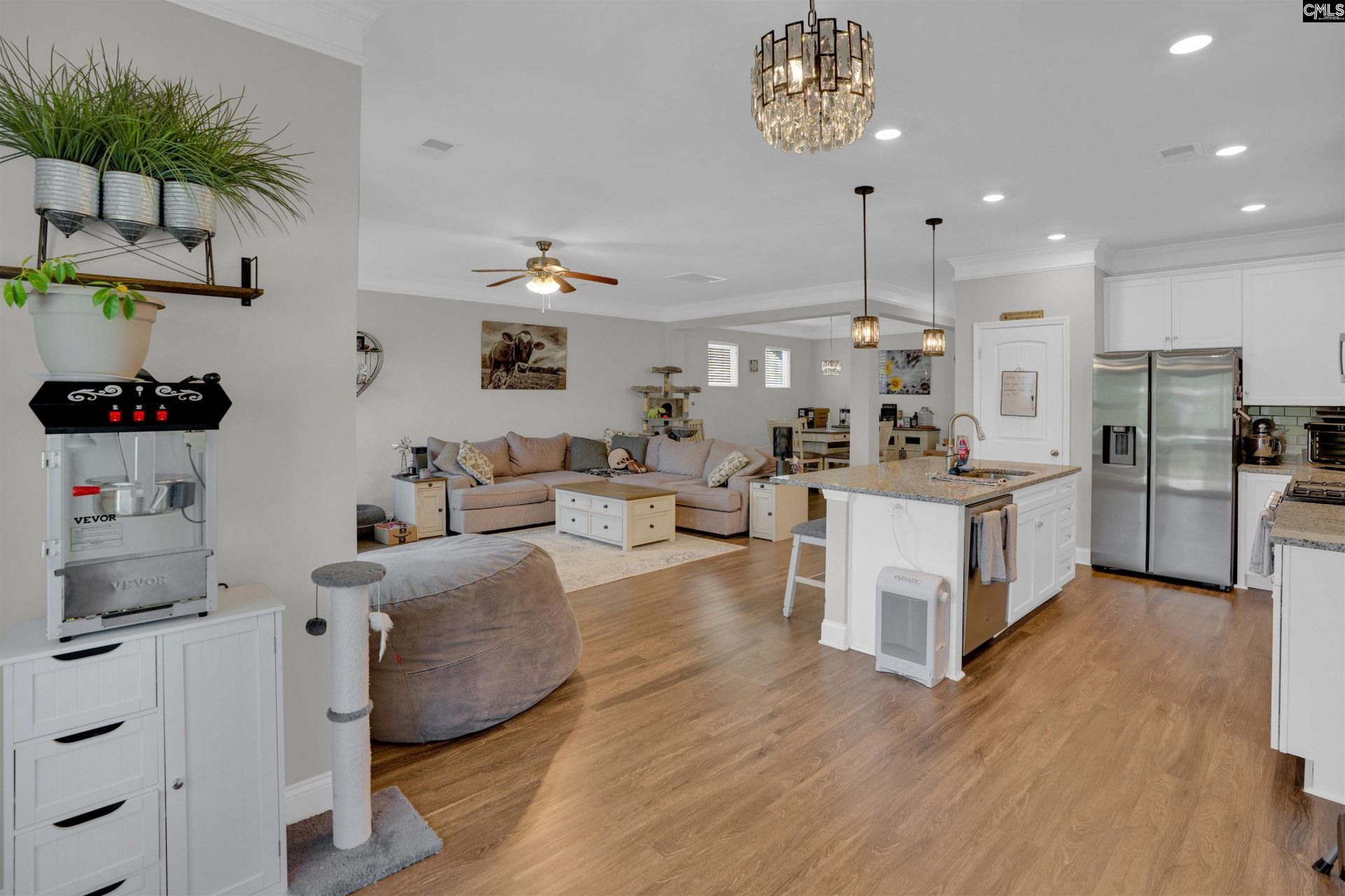 432 Thayer Street  Photo 19