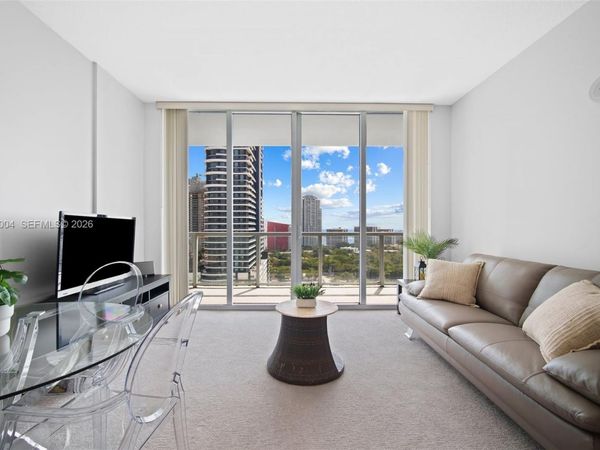 79 SW 12th St , Unit 2503-S, Miami, FL 33130