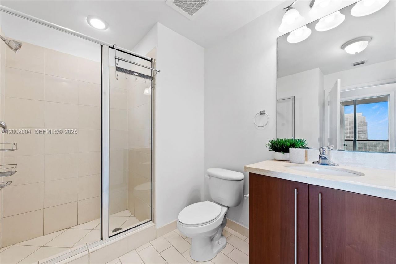 79 SW 12th St, Unit 2503-S, Miami, FL 33130 Photo