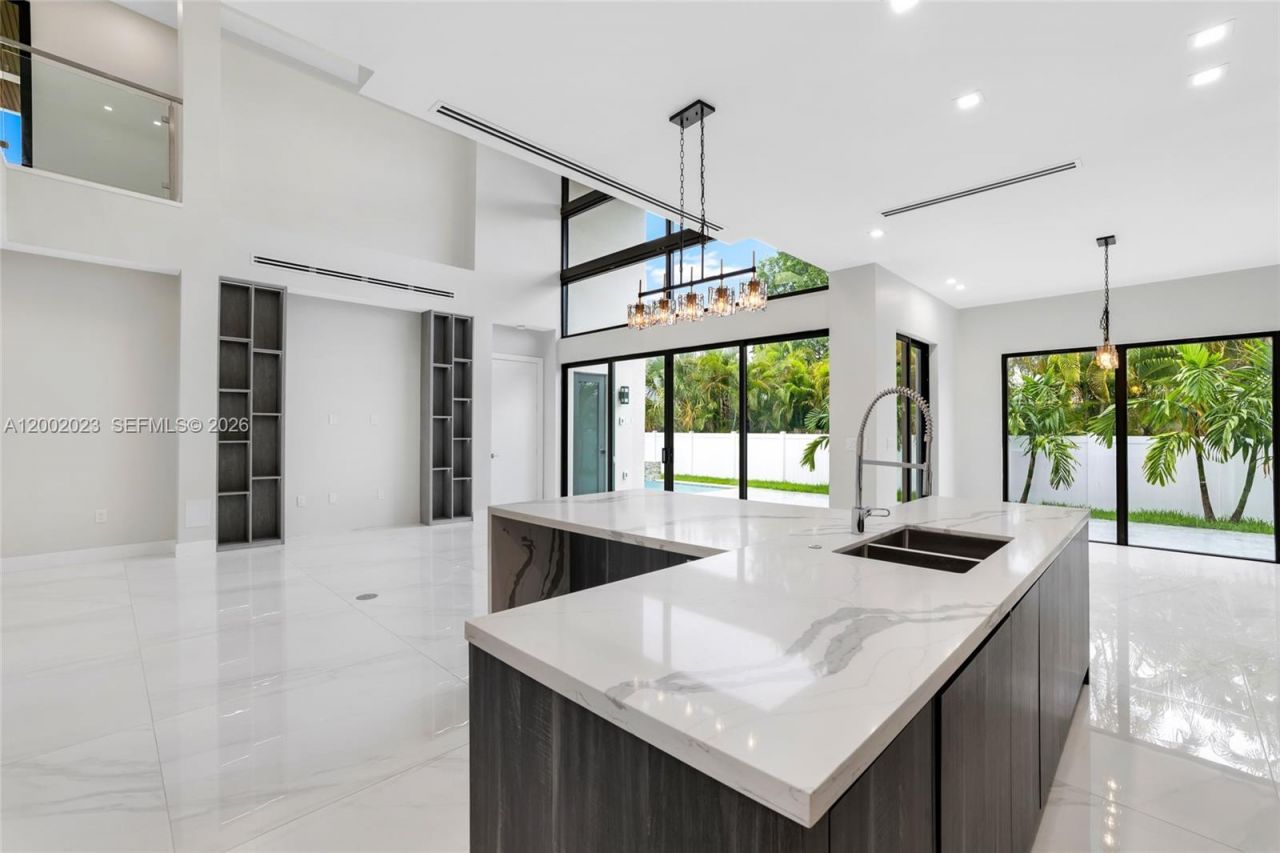 750 NE 16th Ave, Fort Lauderdale, FL 33304 Photo