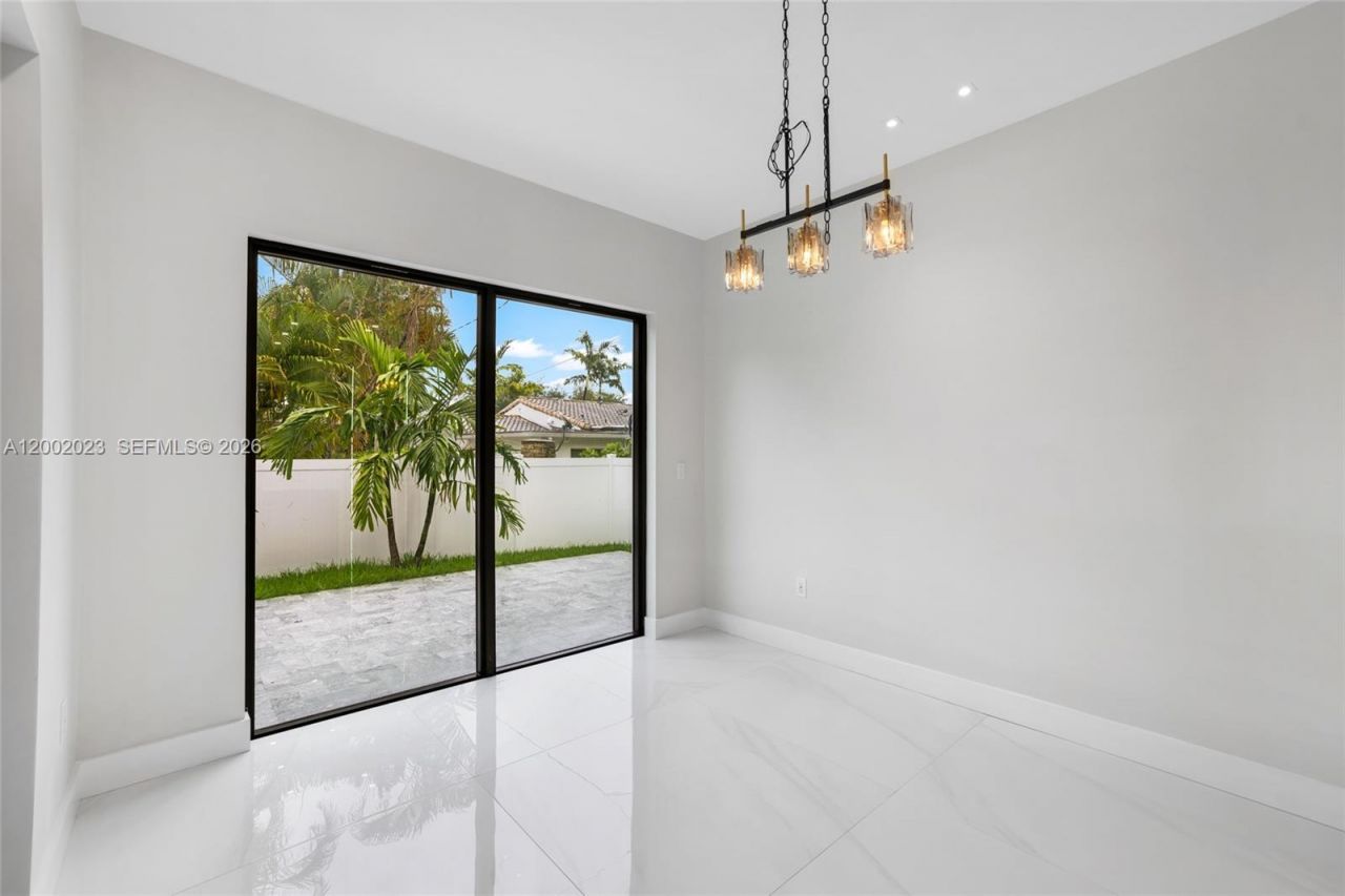 750 NE 16th Ave, Fort Lauderdale, FL 33304 Photo