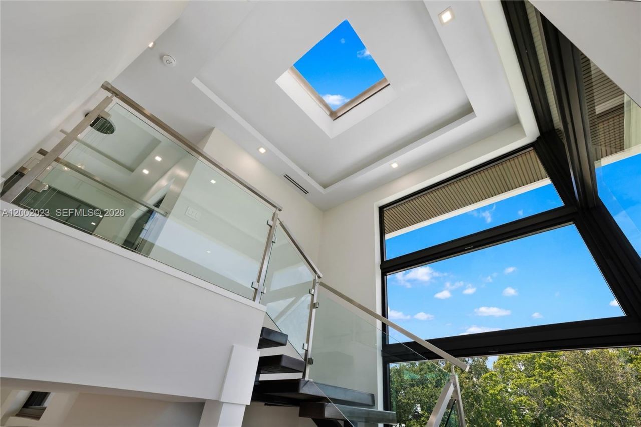 750 NE 16th Ave, Fort Lauderdale, FL 33304 Photo