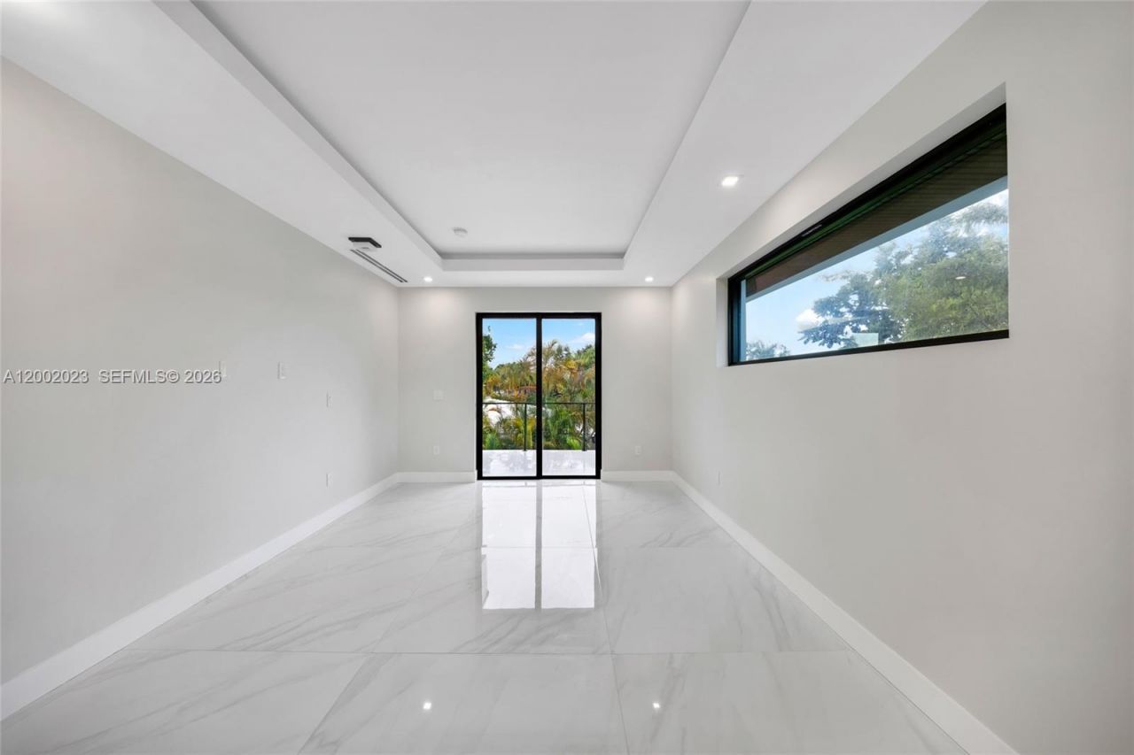 750 NE 16th Ave, Fort Lauderdale, FL 33304 Photo