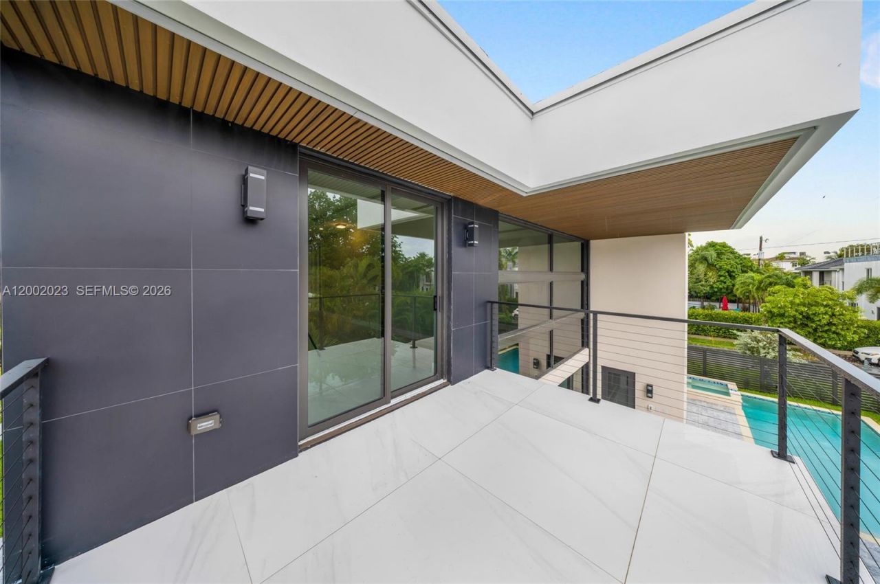 750 NE 16th Ave, Fort Lauderdale, FL 33304 Photo