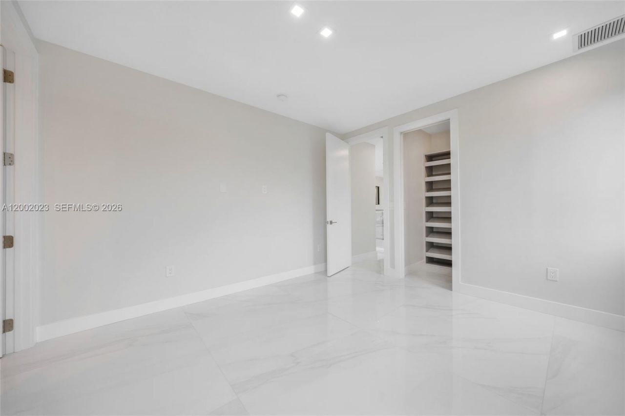 750 NE 16th Ave, Fort Lauderdale, FL 33304 Photo