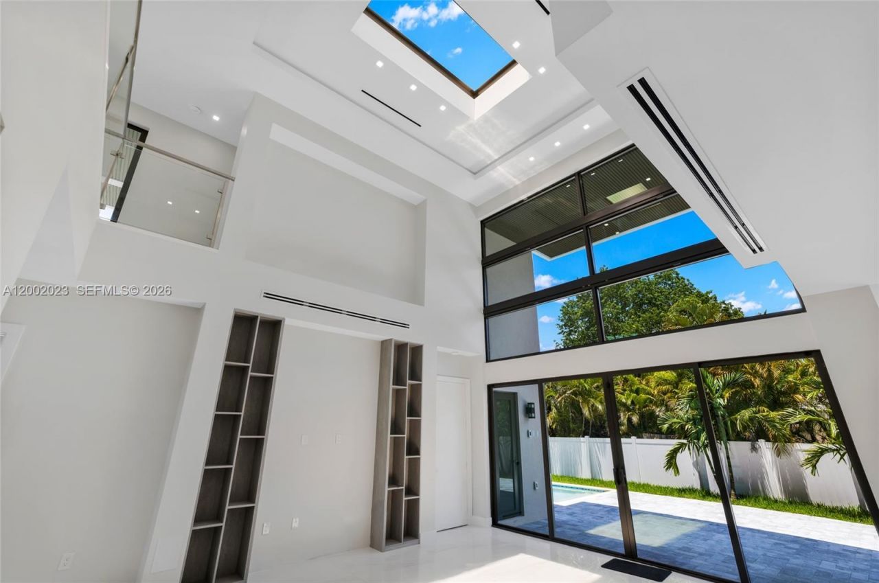 750 NE 16th Ave, Fort Lauderdale, FL 33304 Photo