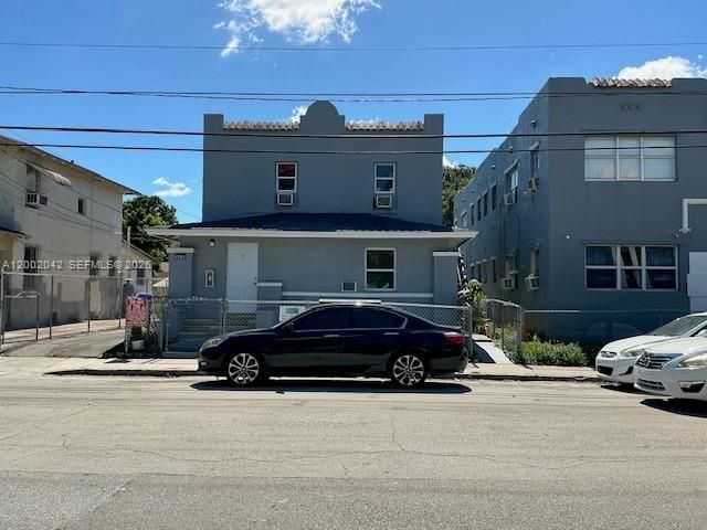 922 NW 2nd St, Unit 1, Miami, FL 33128 Photo