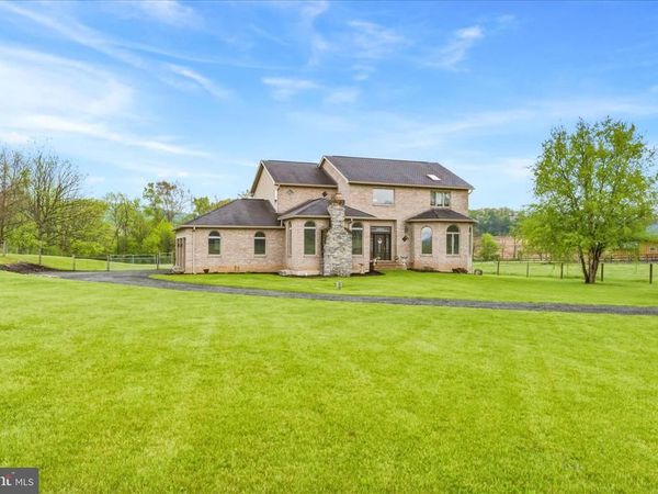 11820 SHIMPSTOWN ROAD, MERCERSBURG, PA 17236