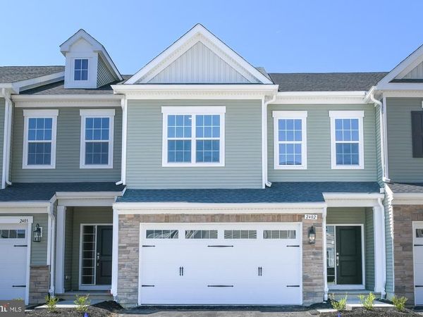 2402 AMERICAN PL, WEST WINDSOR, NJ 08550