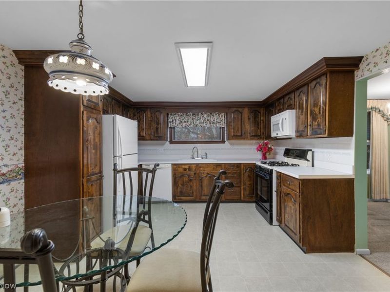 253 Maylawn Avenue, Wadsworth, OH 44281 Photo 11