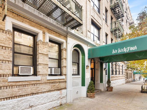 664 W 161st Street , Unit 1F, New York (Manhattan), NY 10032