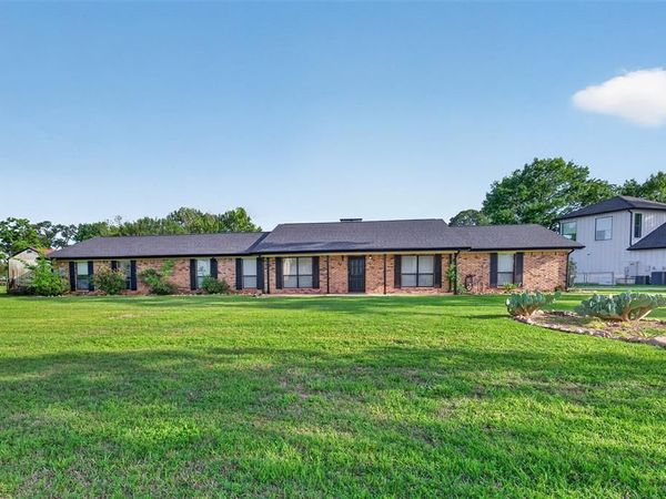 106 Snyder Ranch Road, Trinidad, TX 75163