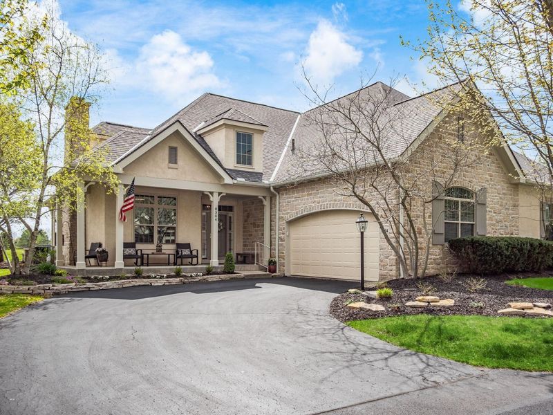 8304 Dolman Drive, Powell, OH 43065 Photo 2