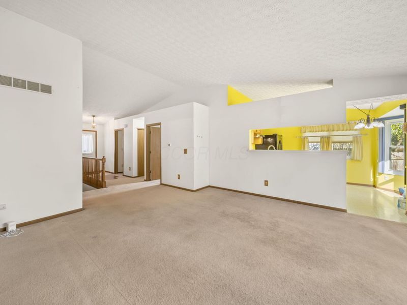 7394 Harbour Town Drive, Pickerington, OH 43147 Photo 17