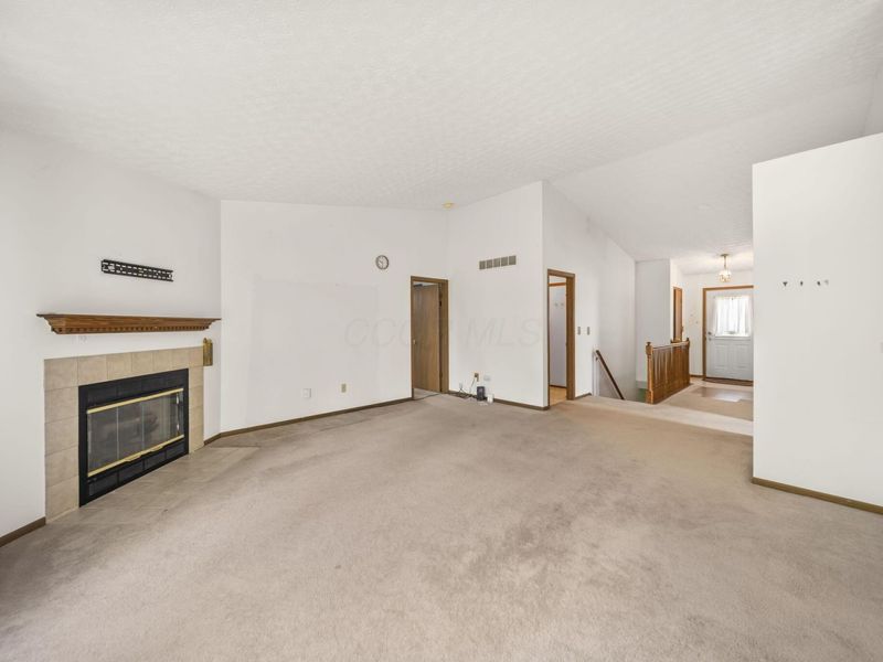 7394 Harbour Town Drive, Pickerington, OH 43147 Photo 18