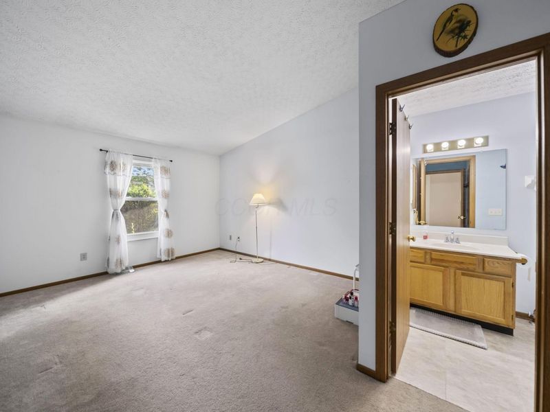 7394 Harbour Town Drive, Pickerington, OH 43147 Photo 24