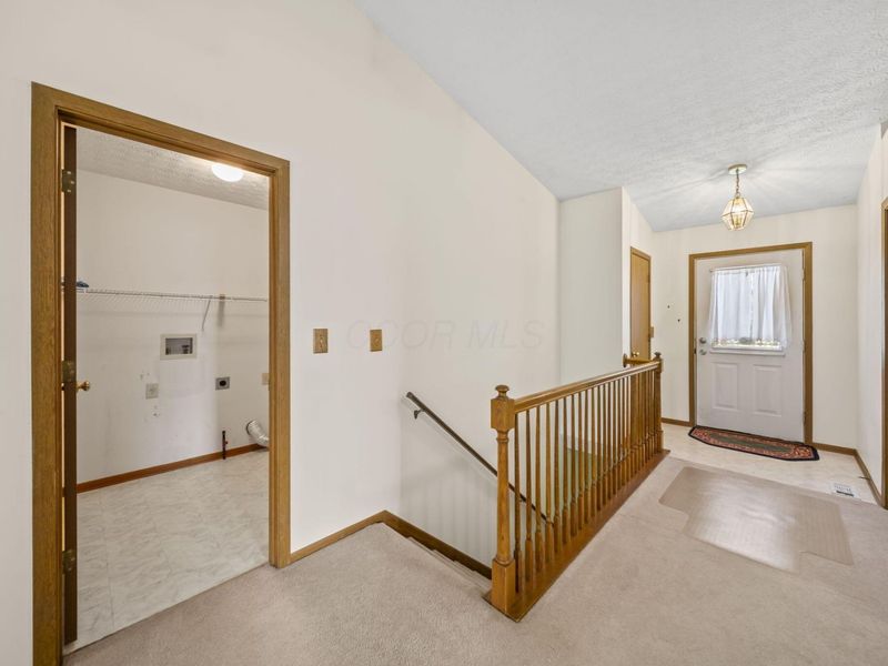 7394 Harbour Town Drive, Pickerington, OH 43147 Photo 7