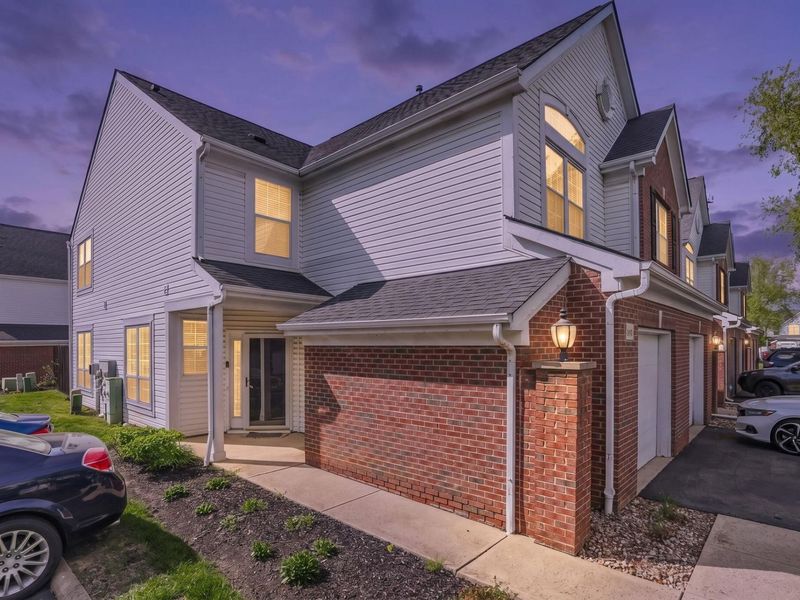4943 Albany Meadow, Westerville, OH 43081 Photo 2