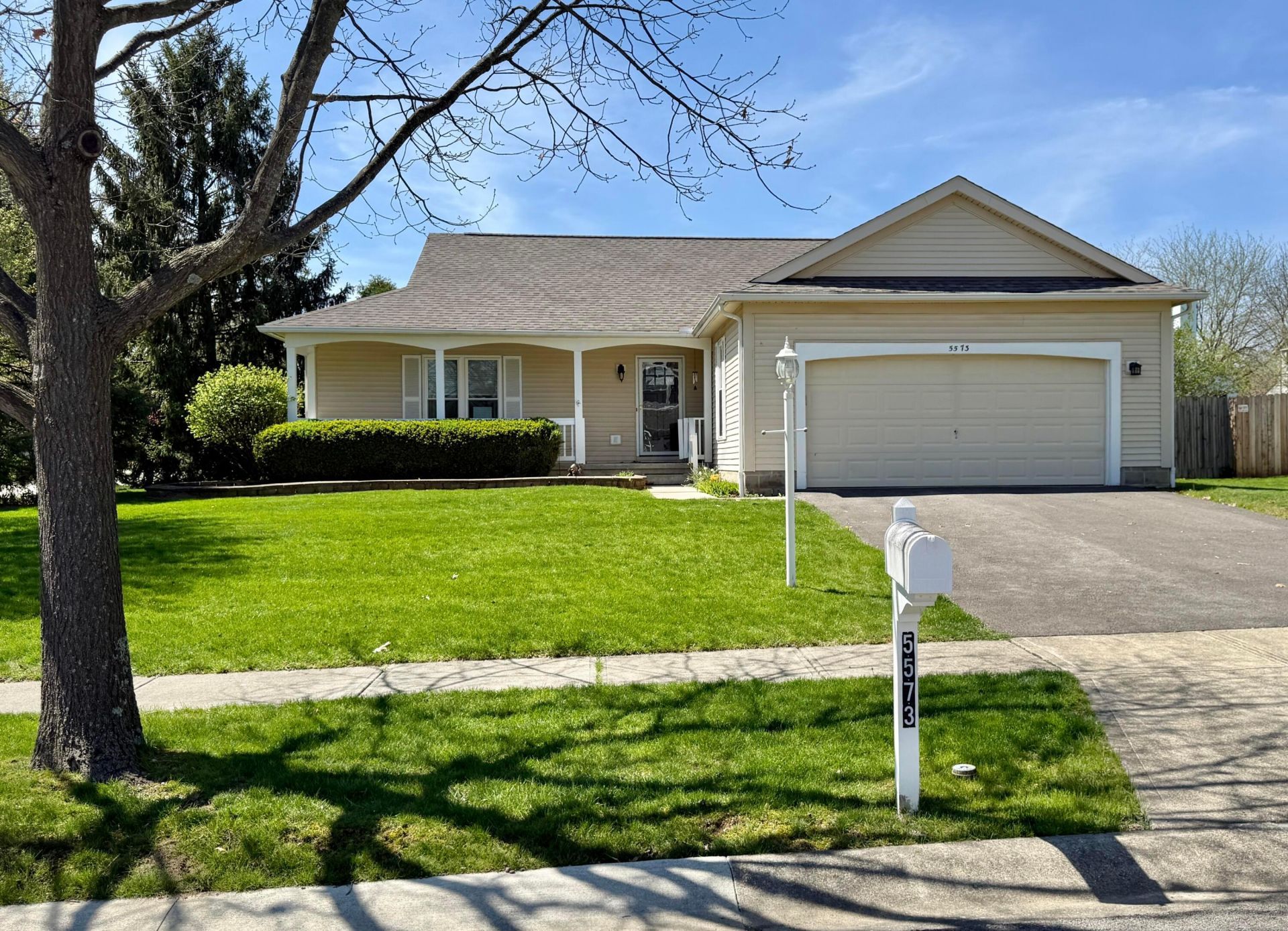 5573 Moonflower Street, Grove City, OH 43123 Main Photo