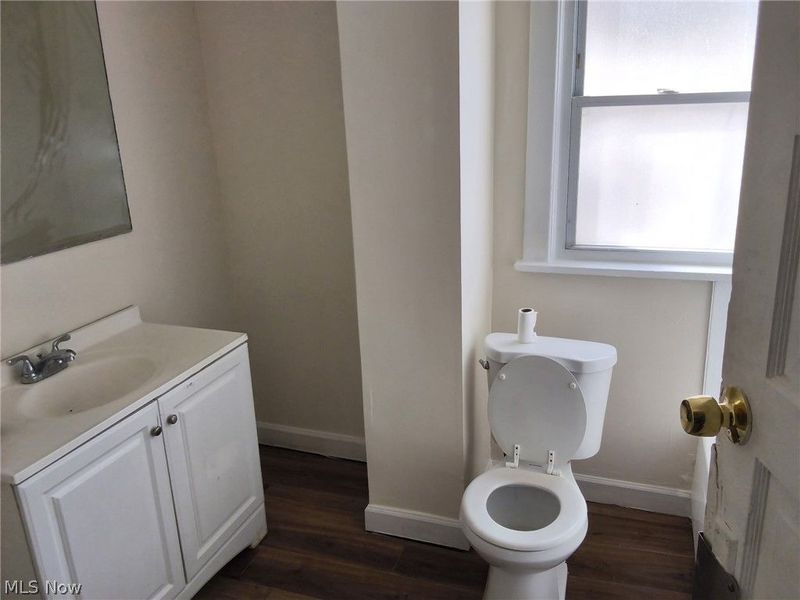 1653 Elberon Avenue, East Cleveland, OH 44112 Photo 5