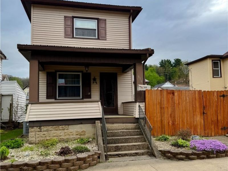 316 N 2nd Street, Dennison, OH 44621 Photo 1