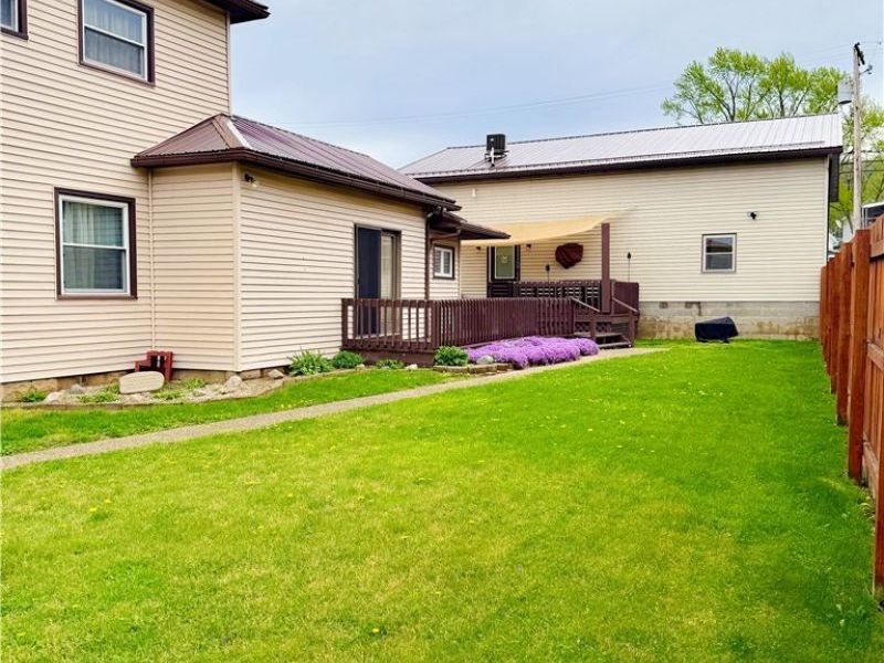 316 N 2nd Street, Dennison, OH 44621 Photo 2