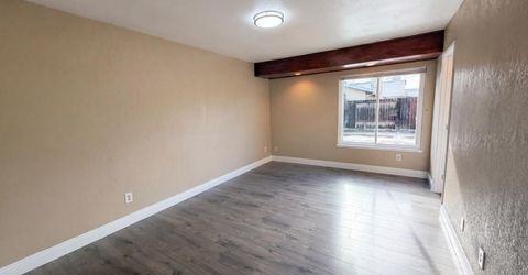 8232 Moorhaven Way, Sacramento, CA 95828 Photo