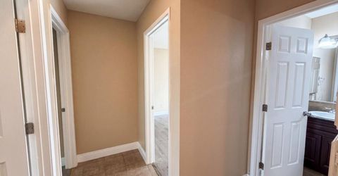 8232 Moorhaven Way, Sacramento, CA 95828 Photo