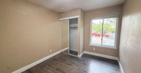 8232 Moorhaven Way, Sacramento, CA 95828 Photo