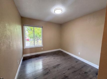 8232 Moorhaven Way, Sacramento, CA 95828 Photo