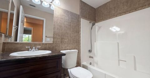 8232 Moorhaven Way, Sacramento, CA 95828 Photo