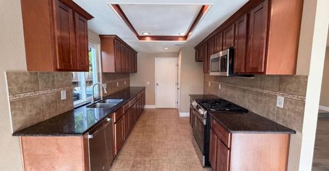 8232 Moorhaven Way, Sacramento, CA 95828 Photo