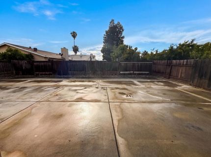 8232 Moorhaven Way, Sacramento, CA 95828 Photo