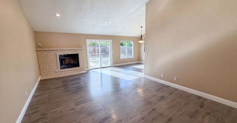 8232 Moorhaven Way, Sacramento, CA 95828 Photo