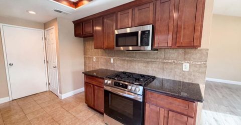 8232 Moorhaven Way, Sacramento, CA 95828 Photo