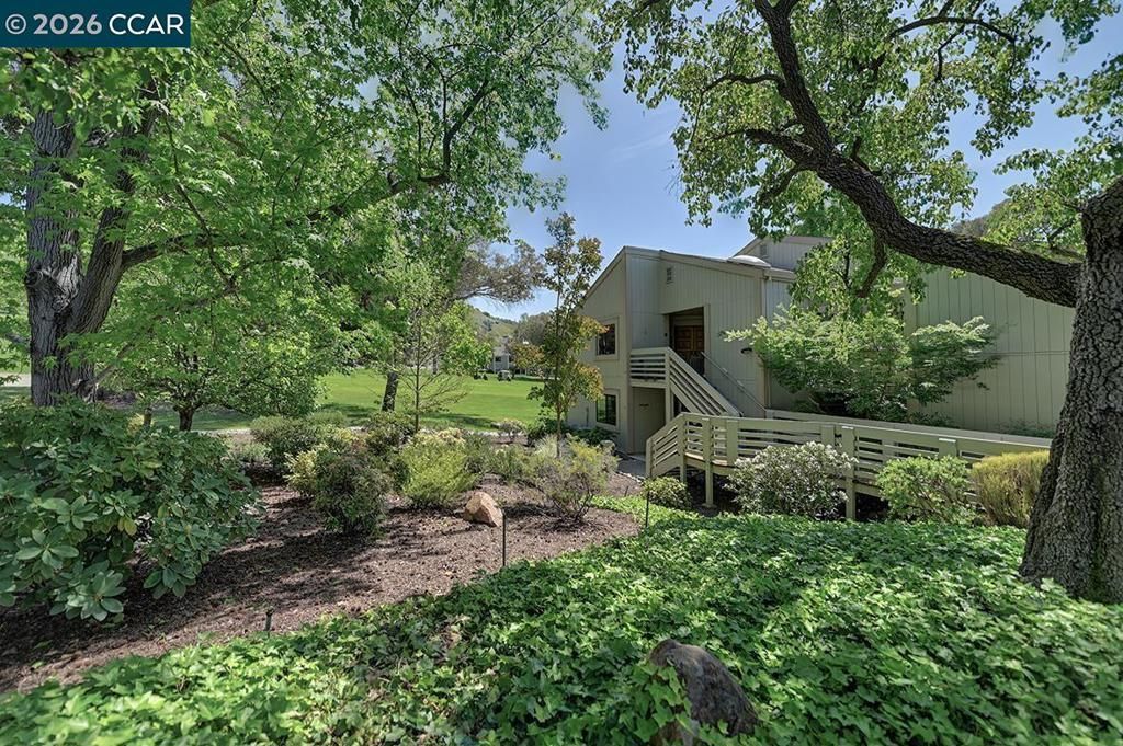 618 Terra California Dr, Unit 2, Walnut Creek, CA 94595 Main Photo