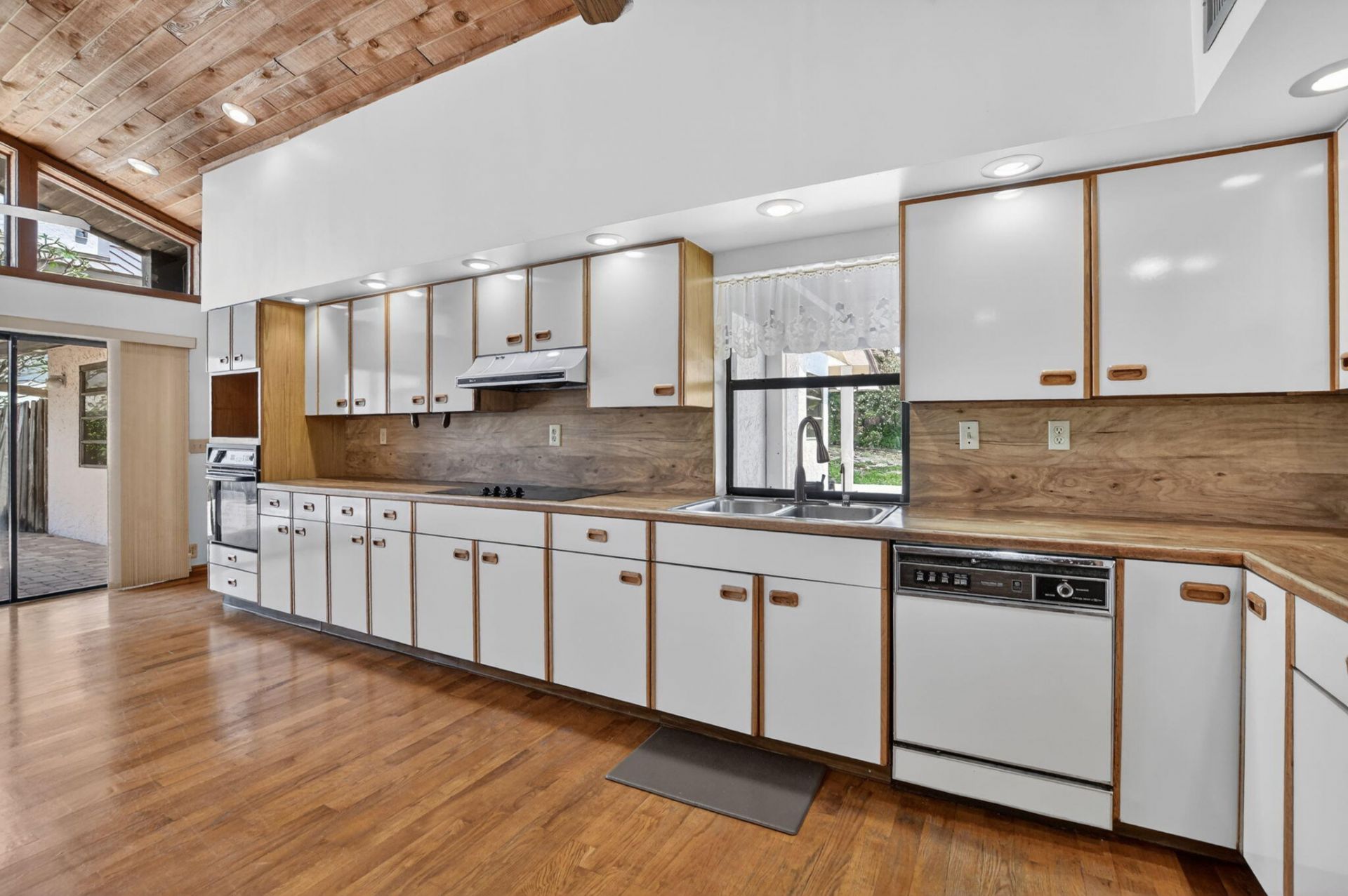 4200 NW 4th Avenue, Boca Raton, FL 33431 Photo