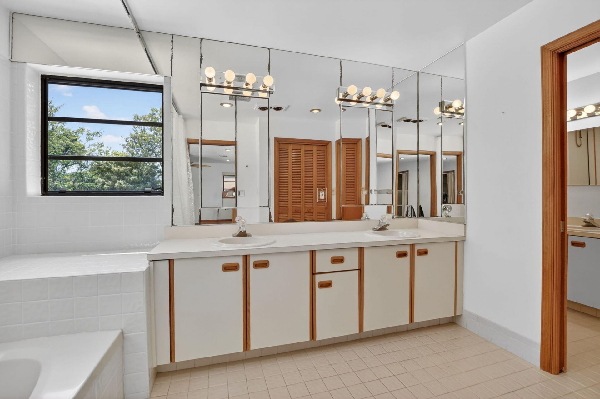 4200 NW 4th Avenue, Boca Raton, FL 33431 Photo