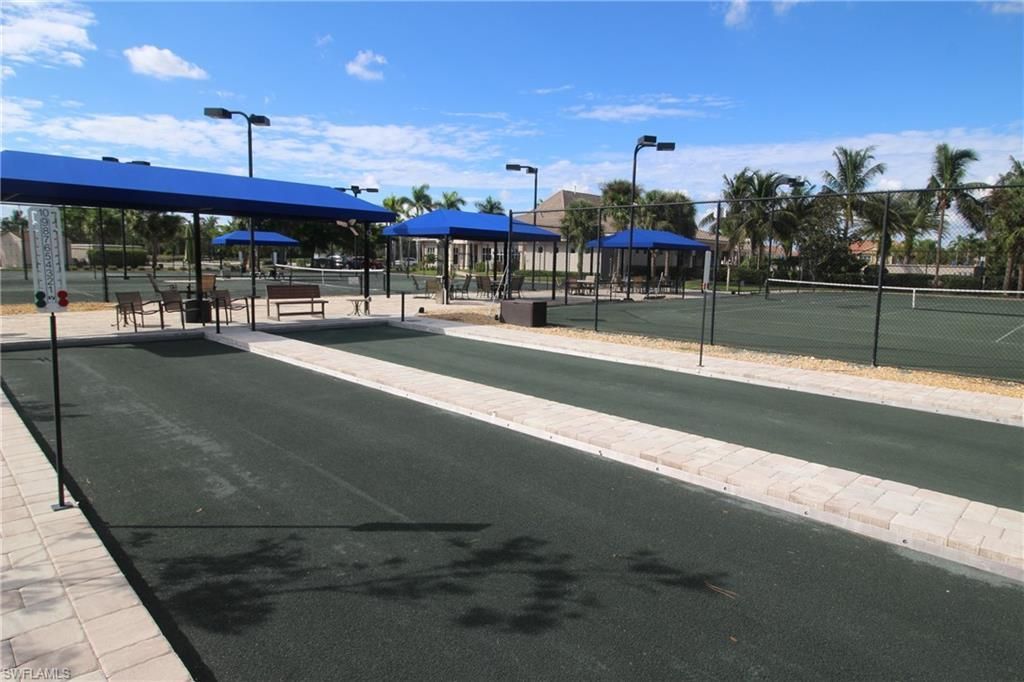 10300 Glastonbury Cir, Unit 202, Fort Myers, FL 33913 Photo