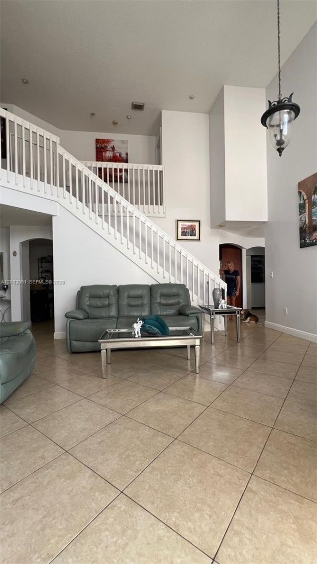 1590 Seagrape Way, Hollywood, FL 33019 Photo