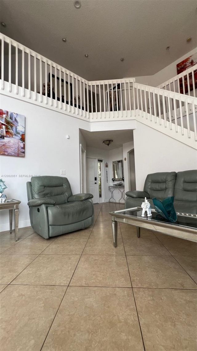 1590 Seagrape Way, Hollywood, FL 33019 Photo