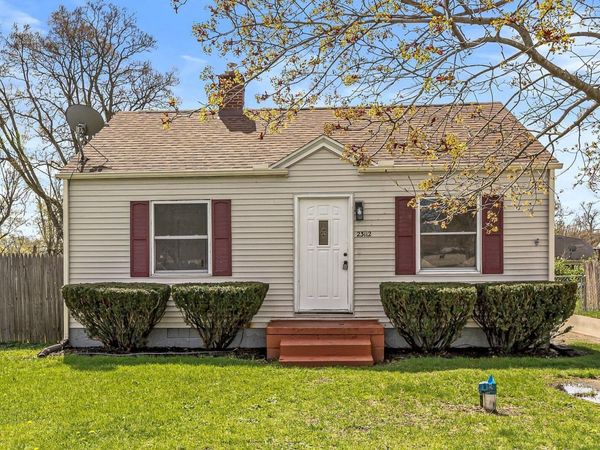 23112 Ardmore Trail, South Bend, IN 46628