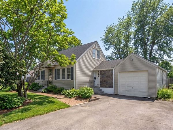 46 Lancaster Lane, Norwood, MA 02062