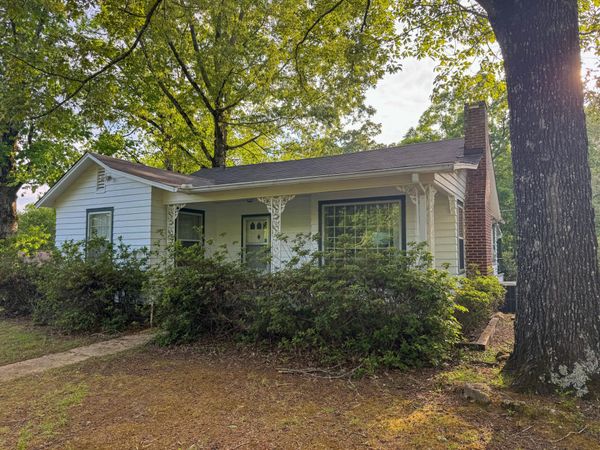 1619 Ridge, Columbus, MS 39705