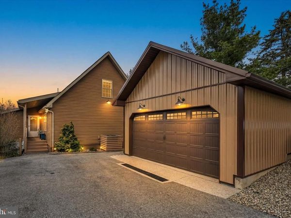 464 WYNONAH DRIVE, AUBURN, PA 17922