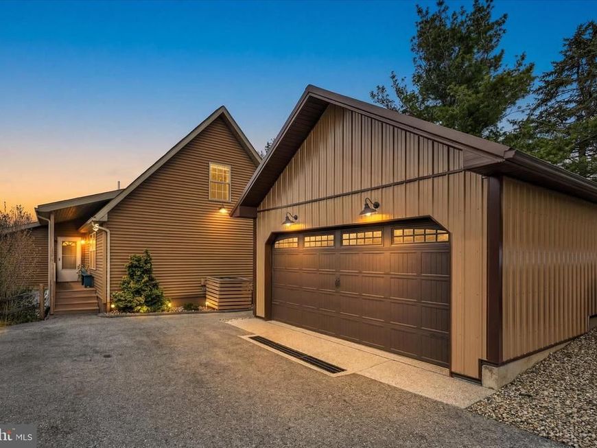 464 Wynonah Drive, Auburn, PA 17922 Main Photo