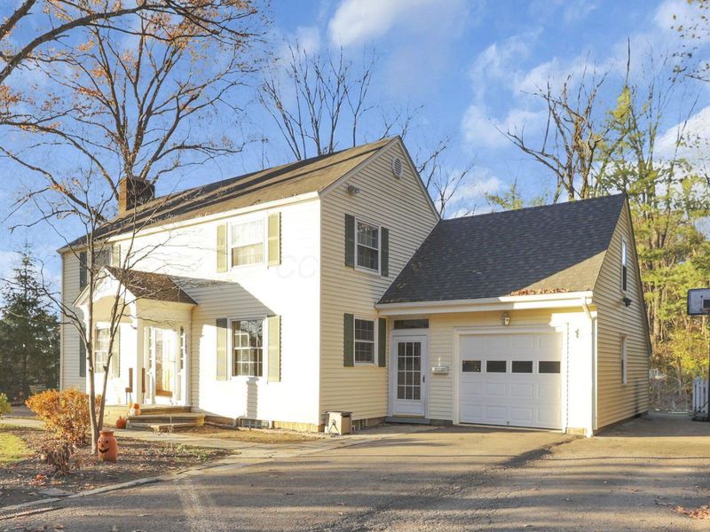 1105 E Chestnut Street, Mount Vernon, OH 43050 Photo 3