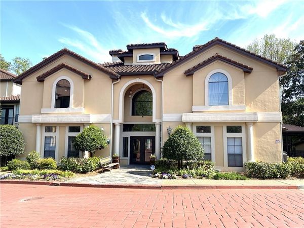 3777 Peachtree Road NE, Unit 1517, Atlanta, GA 30319